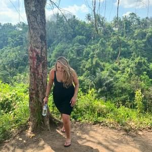 Meet your Posher, Leah